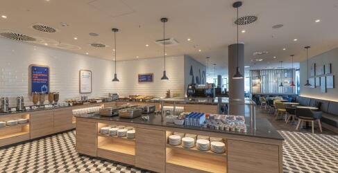 holiday-inn-express-duesseldorf-hauptbahnhof-5