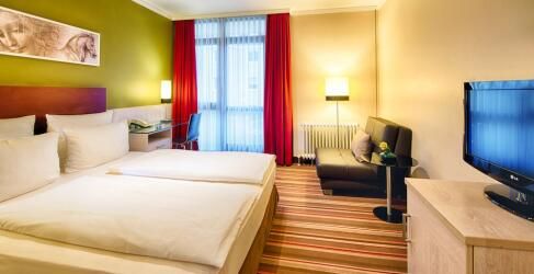 Leonardo Hotel & Residenz München-1
