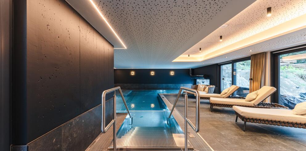 Arpuria Hidden Luxury Mountain Home