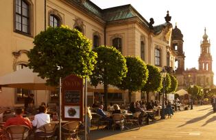 Kulinarische Highlights mit Blick auf die Frauenkirche genießen