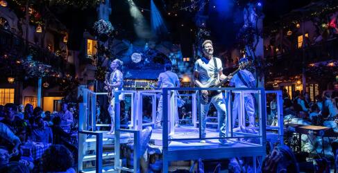 Mamma-mia-the-party-london-2