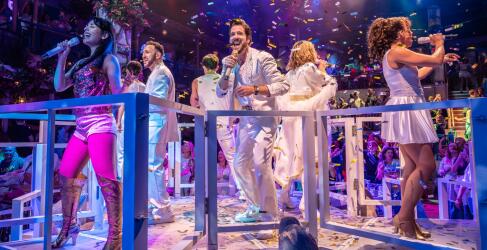 Mamma-mia-the-party-london-4
