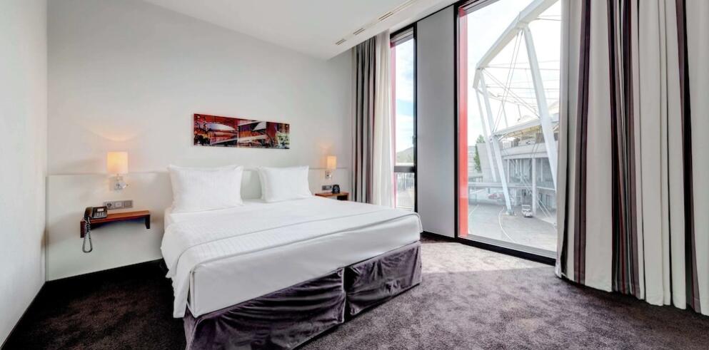 Hilton Garden Inn Stuttgart Neckar Park