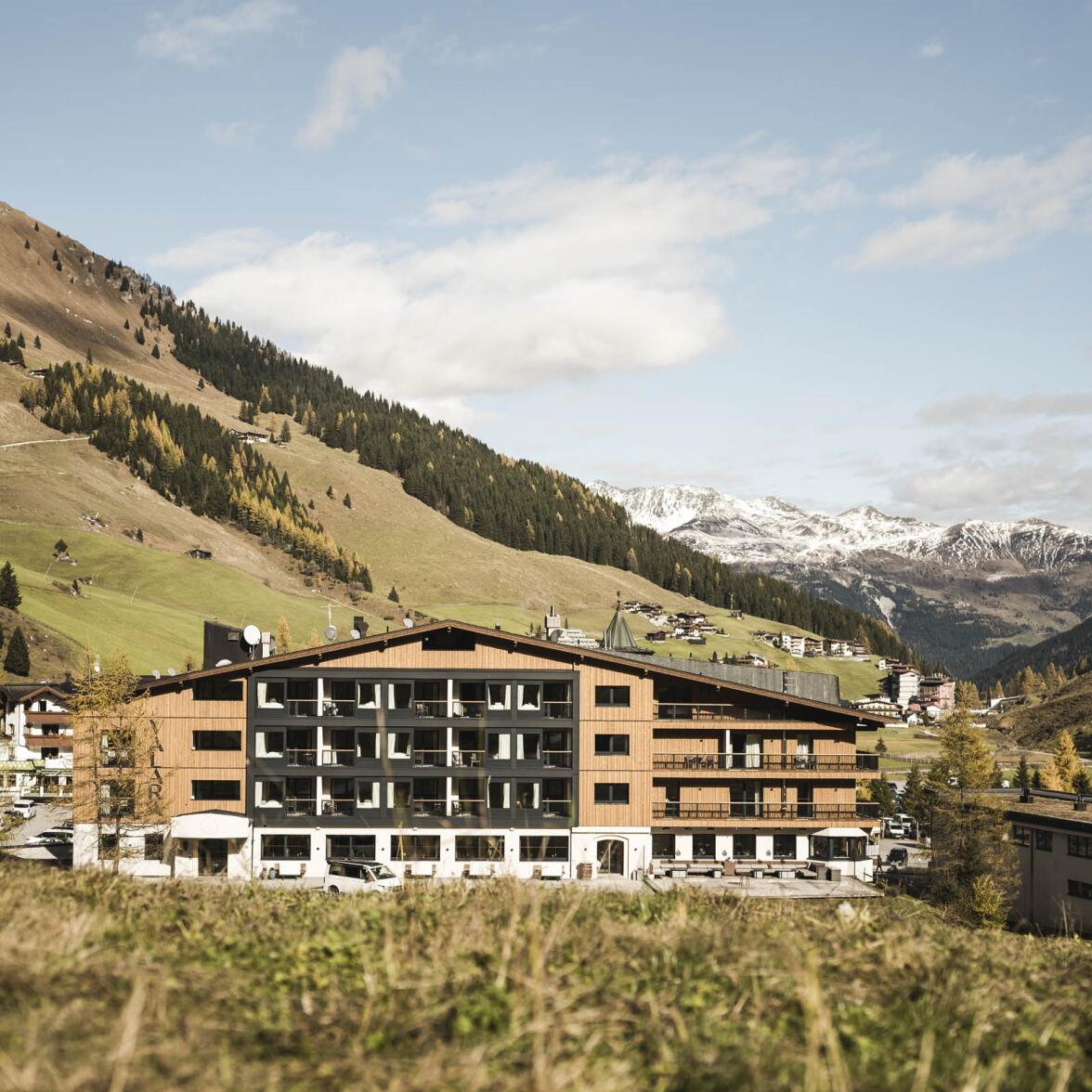 VALARA Alpine Art Hotel