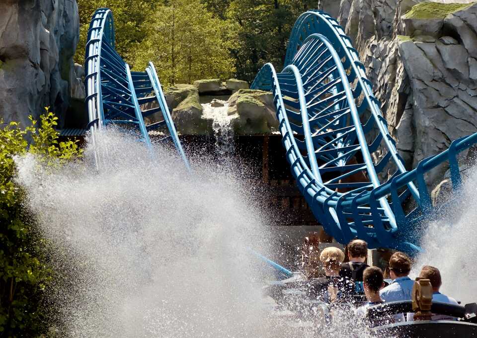 Dønnervind Wasserachterbahn im Freizeitpark Plohn
