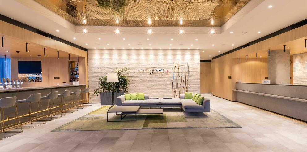4 S Hilton Garden Inn Wiener Neustadt 42 50        6  7            Travelcircus