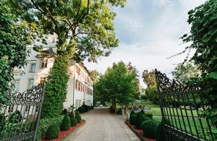 Atemberaubendes Schlosshotel mit langer Geschichte in Bad Friedrichshall