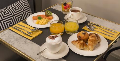 Hotel Le Marquis Paris-9