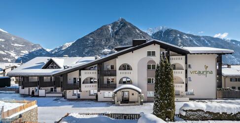 vitaurina-royal-hotels-11